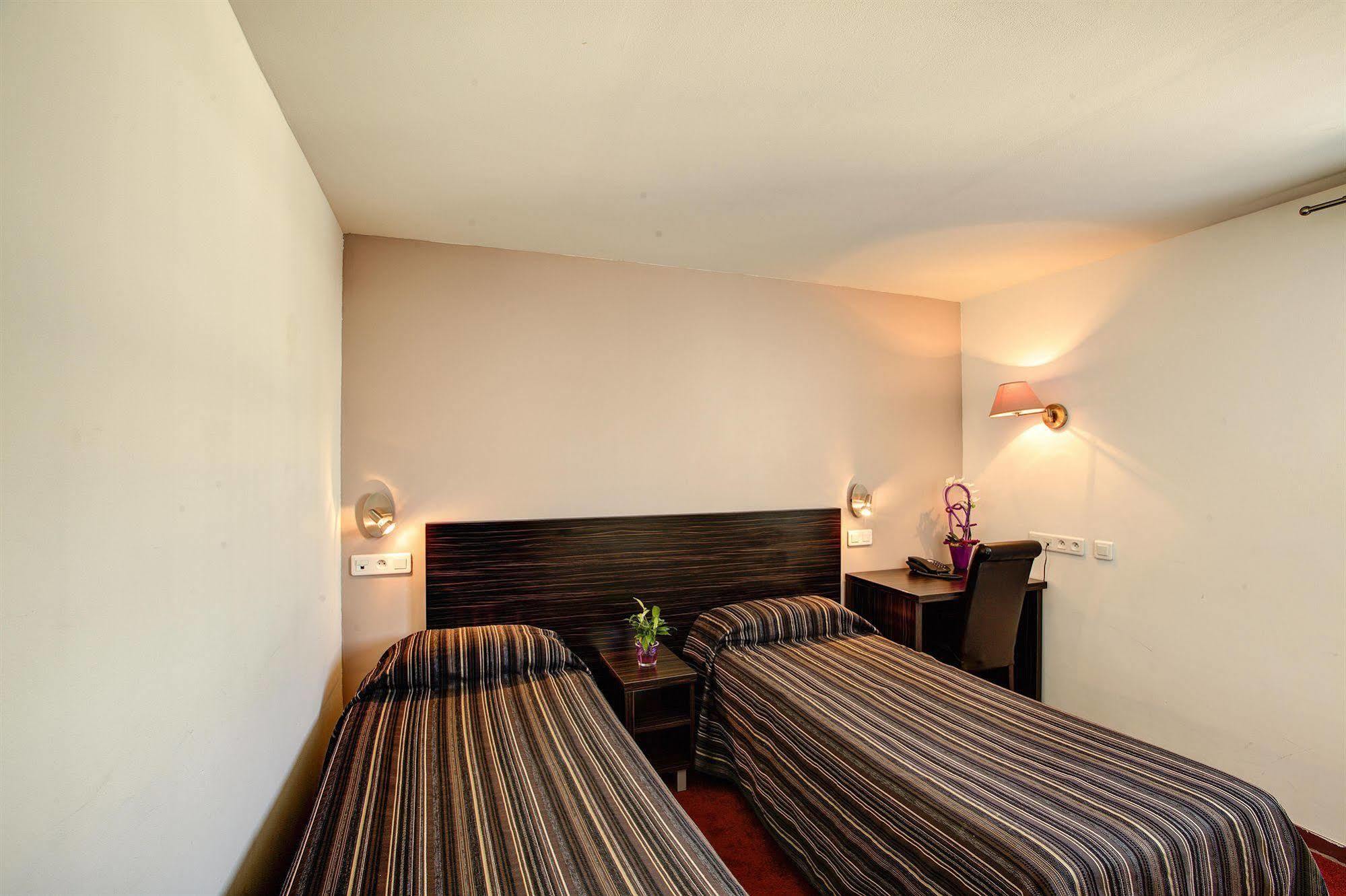 Grand Hotel Senia Orly Exteriér fotografie