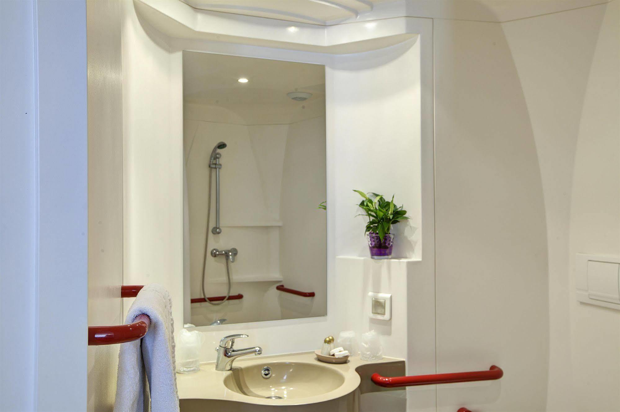 Grand Hotel Senia Orly Exteriér fotografie